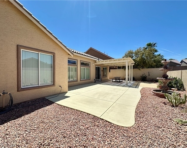 8228 Weeping Springs Avenue - Photo Thumbnail 27
