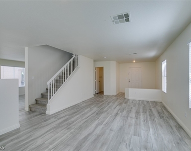 8705 Majestic Pine Avenue - Photo Thumbnail 17