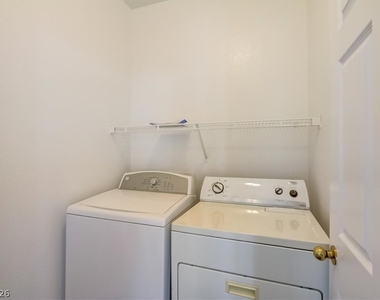10948 Positano Street - Photo Thumbnail 14