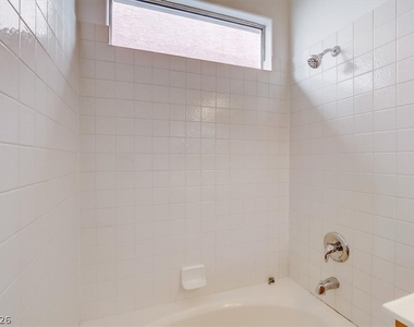 10948 Positano Street - Photo Thumbnail 21