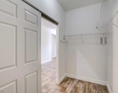 10948 Positano Street - Photo Thumbnail 18