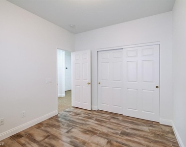 10948 Positano Street - Photo Thumbnail 13