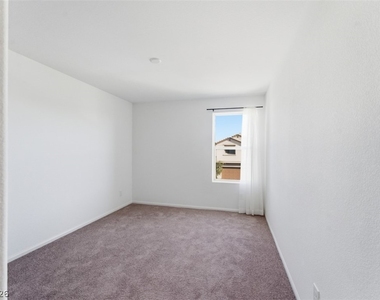 5427 Barcola Avenue - Photo Thumbnail 26