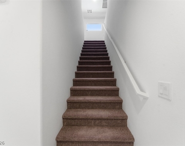 5427 Barcola Avenue - Photo Thumbnail 15