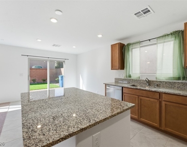 5427 Barcola Avenue - Photo Thumbnail 10