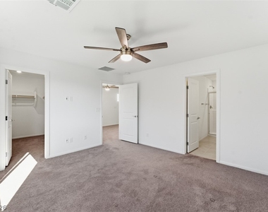 5427 Barcola Avenue - Photo Thumbnail 20