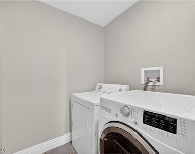 3001 Merritt Avenue - Photo Thumbnail 39
