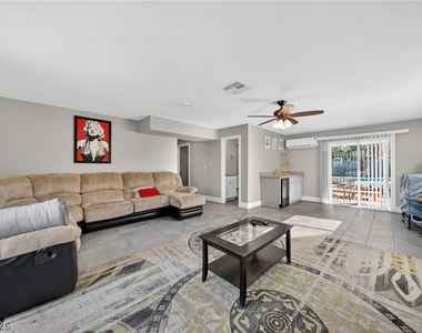3001 Merritt Avenue - Photo Thumbnail 13