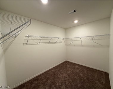 7056 Dandelion Park Avenue - Photo Thumbnail 10