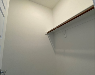 2608 Morning Moon Street - Photo Thumbnail 20