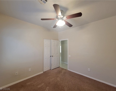 6729 Curlews Court - Photo Thumbnail 18