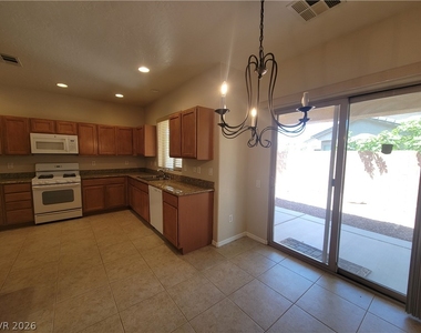 6729 Curlews Court - Photo Thumbnail 5