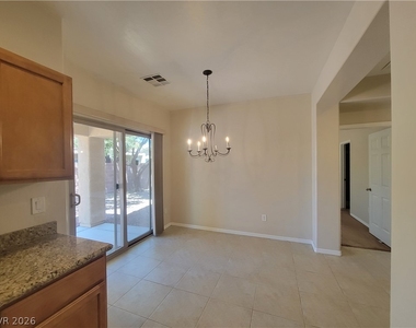 6729 Curlews Court - Photo Thumbnail 8
