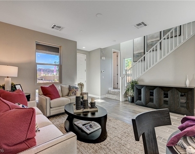 918 Cottonwood Hill Place - Photo Thumbnail 8