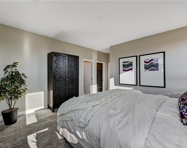 918 Cottonwood Hill Place - Photo Thumbnail 30