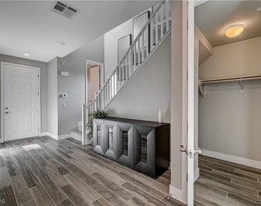 918 Cottonwood Hill Place - Photo Thumbnail 22