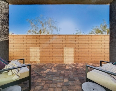 918 Cottonwood Hill Place - Photo Thumbnail 44