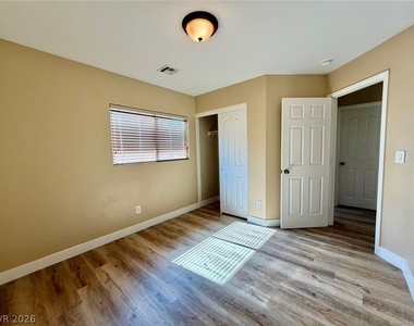 715 Quayside Court - Photo Thumbnail 16