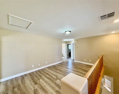 715 Quayside Court - Photo Thumbnail 8