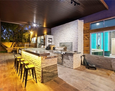 4198 Abernethy Forest Place - Photo Thumbnail 67