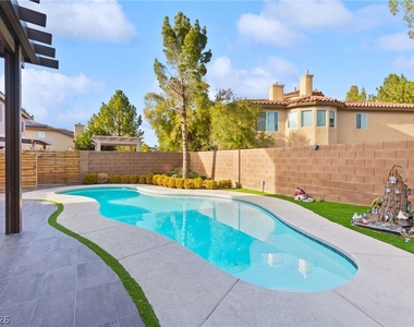 4198 Abernethy Forest Place - Photo Thumbnail 66