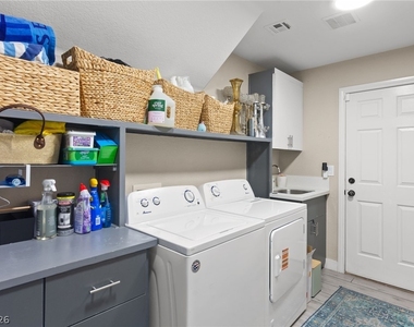 4198 Abernethy Forest Place - Photo Thumbnail 32