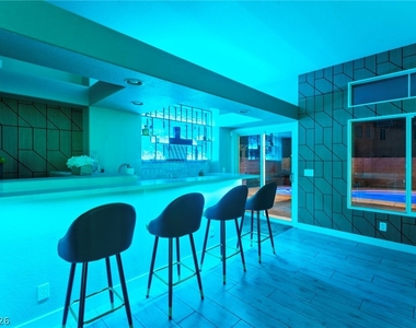 4198 Abernethy Forest Place - Photo Thumbnail 18