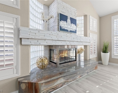 4198 Abernethy Forest Place - Photo Thumbnail 11