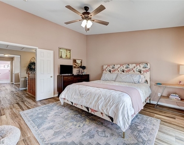 10617 Austin Bluffs Avenue - Photo Thumbnail 34