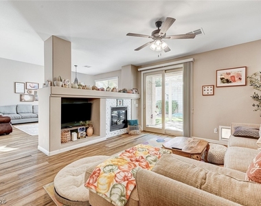 10617 Austin Bluffs Avenue - Photo Thumbnail 8