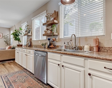 10617 Austin Bluffs Avenue - Photo Thumbnail 16