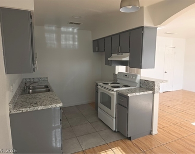 1809 Putnam Avenue - Photo Thumbnail 21