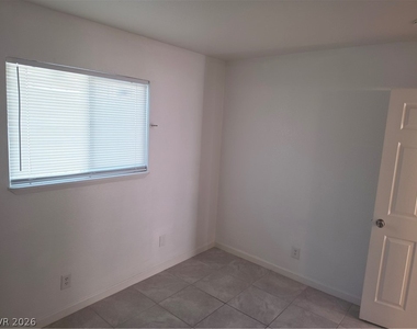 1809 Putnam Avenue - Photo Thumbnail 18