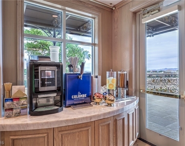 9103 Alta Drive - Photo Thumbnail 1
