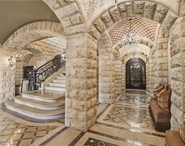 9103 Alta Drive - Photo Thumbnail 15