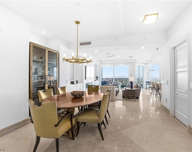 9103 Alta Drive - Photo Thumbnail 18