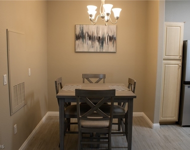 855 N Stephanie Street - Photo Thumbnail 9