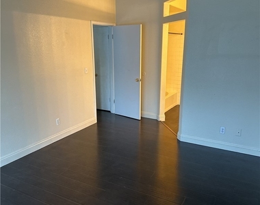 6833 Coral Rock Drive - Photo Thumbnail 10