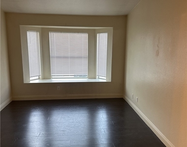 6833 Coral Rock Drive - Photo Thumbnail 15