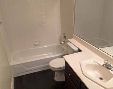 6833 Coral Rock Drive - Photo Thumbnail 12