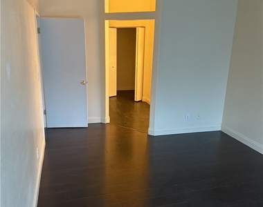 6833 Coral Rock Drive - Photo Thumbnail 9