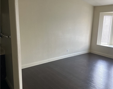 6833 Coral Rock Drive - Photo Thumbnail 14