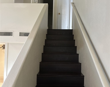 6833 Coral Rock Drive - Photo Thumbnail 8