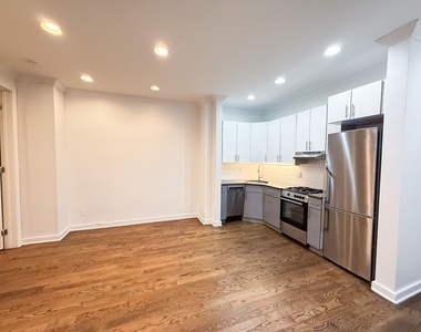 410 Eastern Parkway - Photo Thumbnail 11