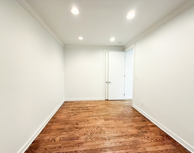 410 Eastern Parkway - Photo Thumbnail 10