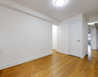East 38th Street - Photo Thumbnail 5