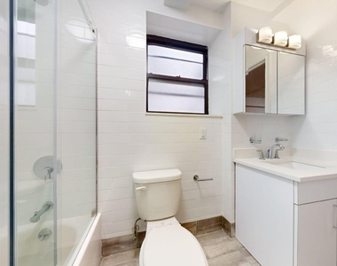 East 38th Street - Photo Thumbnail 6