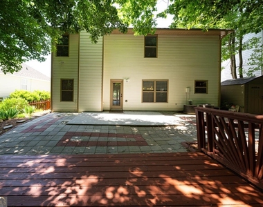 715 Moonlight Way - Photo Thumbnail 47