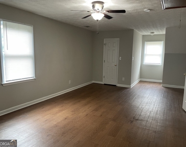 60a Sentry Oak Court - Photo Thumbnail 9