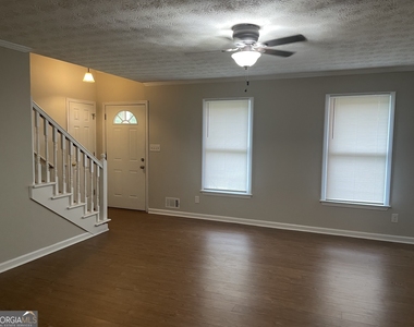 60a Sentry Oak Court - Photo Thumbnail 1